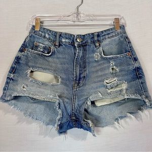 Zara High Waist Short Distressed 4